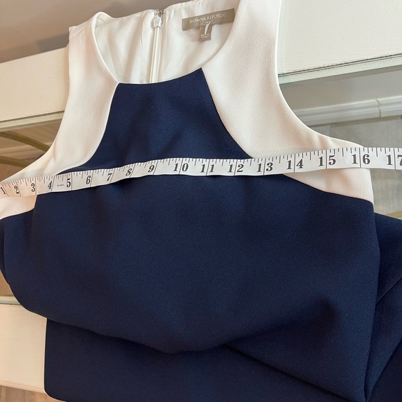 Banana Republic Women's Size 4 Elegant Navy and White Sleeveless Formal Dress - Picture 8 of 13